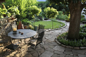 Gardenpatioback.jpg