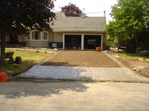 landscapedesign/singerdriveway.JPG